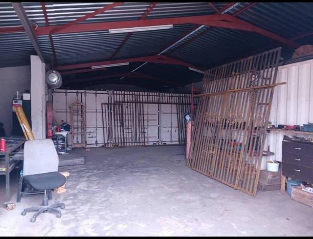 3 BEDROOM HOUSE FOR SALE IN THREE RIVERS